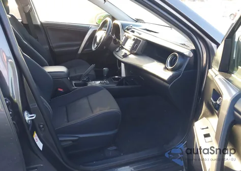 2018 Toyota Rav4 Xle from USA, damaged, VIN JTMRFREV7JJ176098